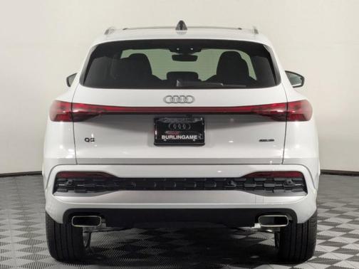 2025 Audi Q5 2.0T quattro Premium