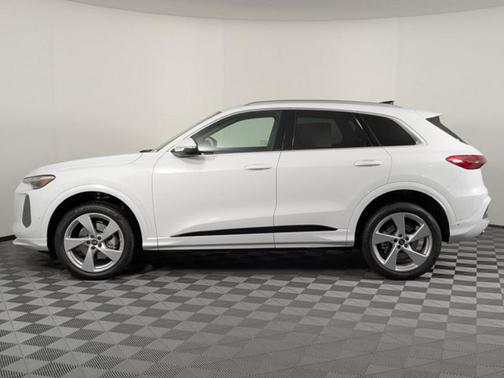 2025 Audi Q5 2.0T quattro Premium