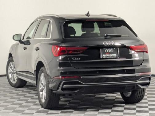 2025 Audi Q3 45 S line Premium