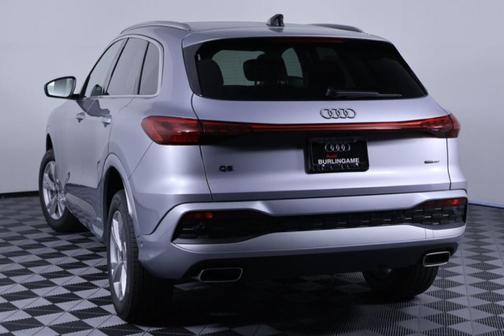 2025 Audi Q5 2.0T quattro Premium