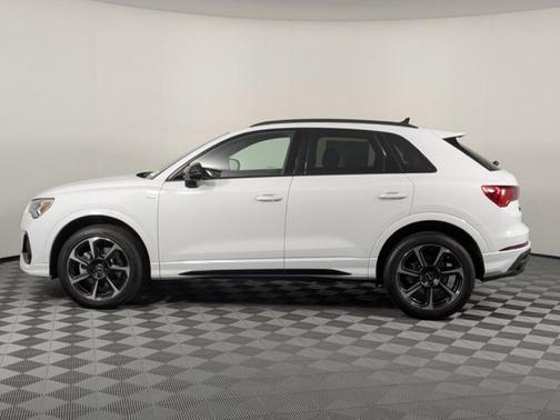 2025 Audi Q3 45 S line Premium