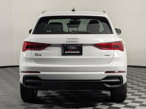 2025 Audi Q3 45 S line Premium