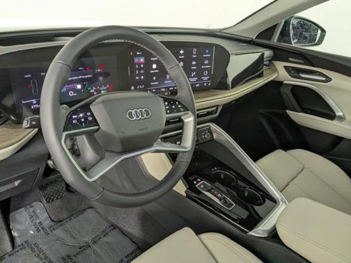2025 Audi Q5 2.0T quattro Premium