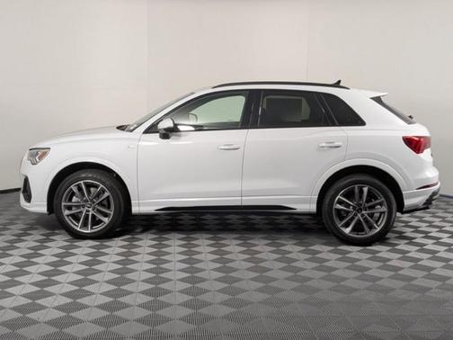 2025 Audi Q3 45 S line Premium