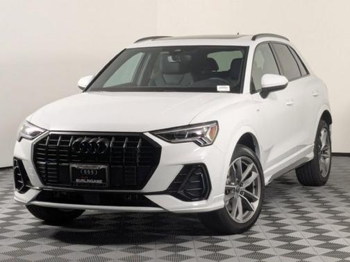 2025 Audi Q3 45 S line Premium