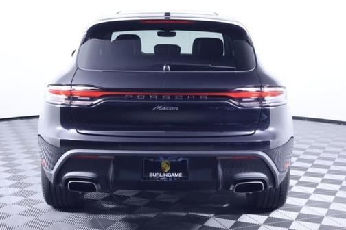 Jet Black Metallic 2026 Porsche Macan Base