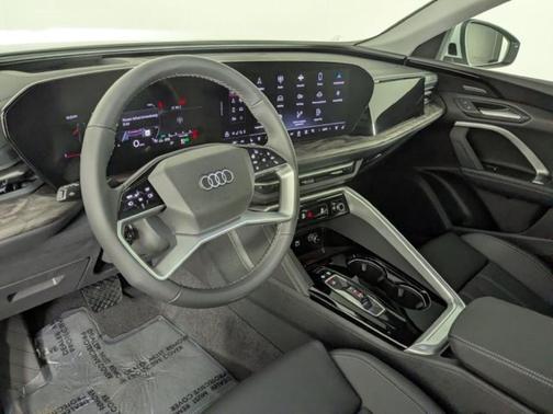 2025 Audi Q5 2.0T quattro Premium