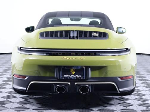 Olive 2026 Porsche 911 Carrera GTS