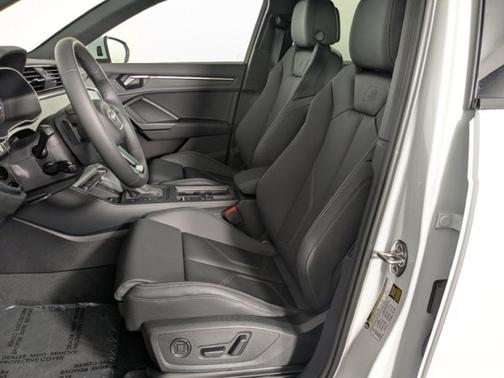 2025 Audi Q3 45 S line Premium