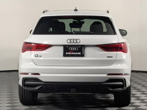 2025 Audi Q3 45 S line Premium