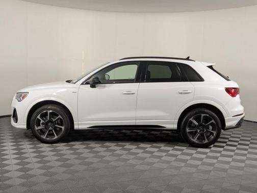 2025 Audi Q3 45 S line Premium