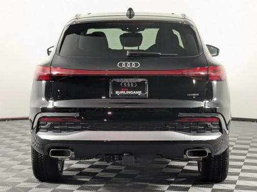 2025 Audi Q5 2.0T quattro Premium