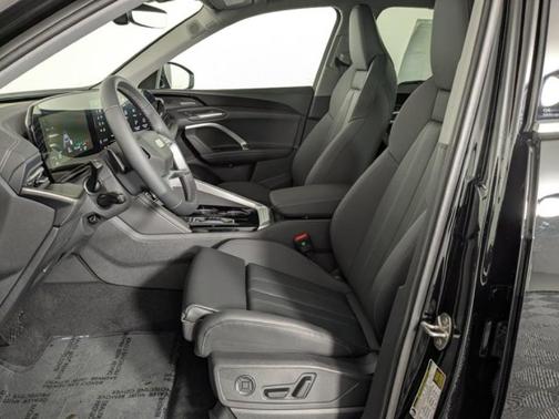 2025 Audi Q5 2.0T quattro Premium