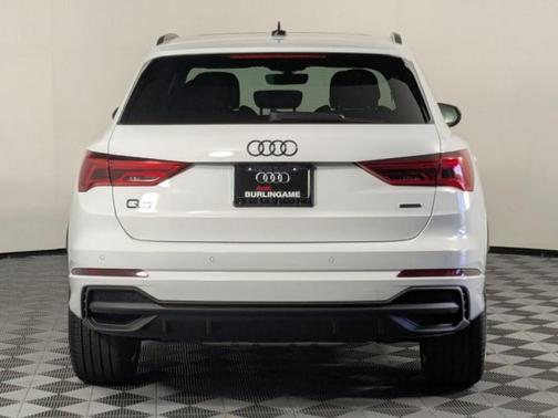 2025 Audi Q3 45 S line Premium