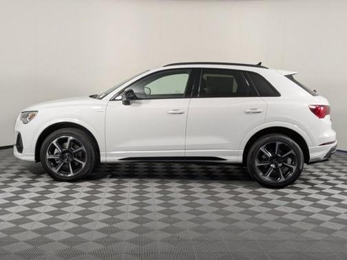 2025 Audi Q3 45 S line Premium