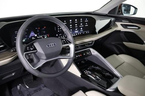 2025 Audi Q5 2.0T quattro Premium