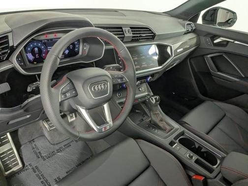 2025 Audi Q3 45 S line Premium