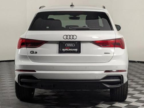 2025 Audi Q3 45 S line Premium