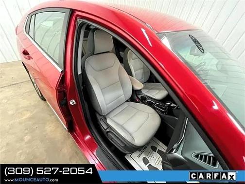 2022 Hyundai IONIQ Hybrid SE