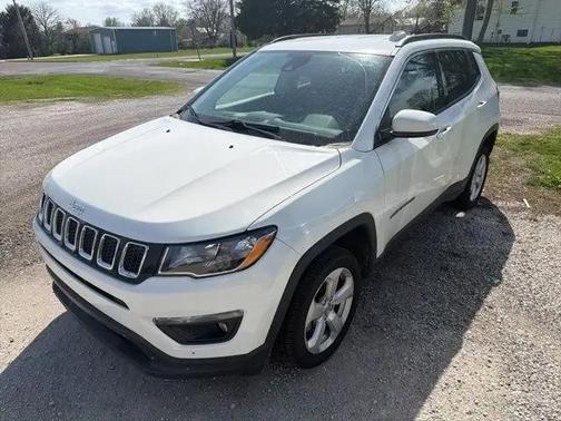 White Clearcoat 2019 Jeep Compass Latitude