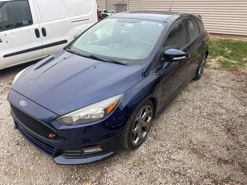 2017 Ford Focus ST 