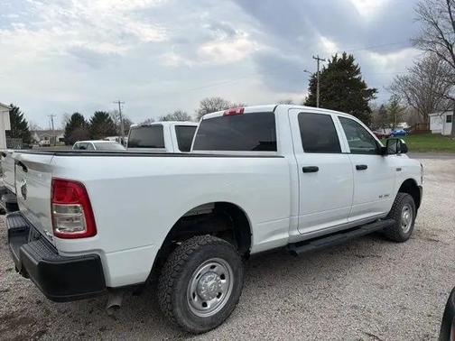 Bright White Clearcoat 2022 RAM 2500 Tradesman Crew Cab 4x4 6'4' Box