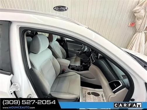 2019 Hyundai TUCSON SE
