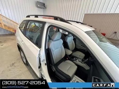 Crystal White Pearl 2023 Subaru Forester Base