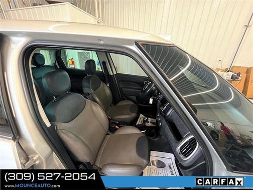 2017 FIAT 500 Lounge