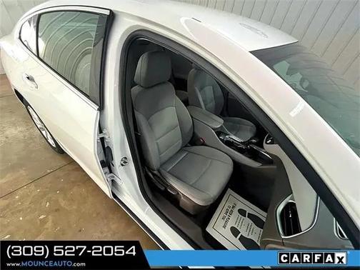 2022 Chevrolet Malibu FWD LT