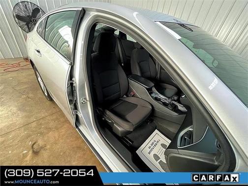 2022 Chevrolet Malibu FWD LT