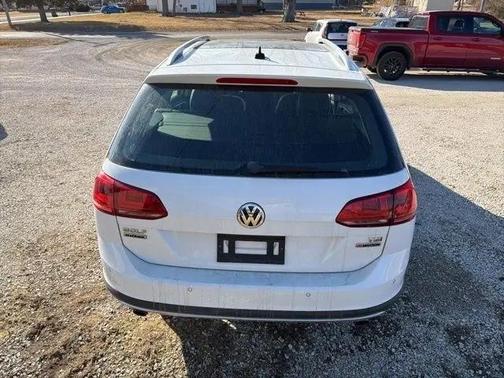 2017 Volkswagen Golf Alltrack TSI SE