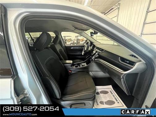 2021 Jeep Grand Cherokee L Laredo