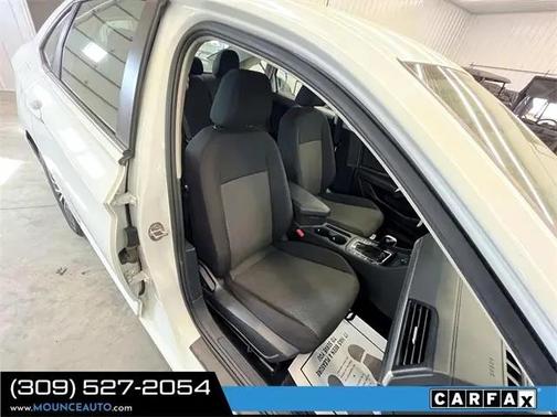 2021 Volkswagen Jetta 1.4T R-Line