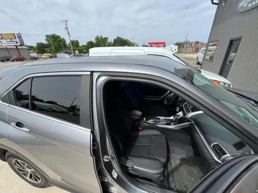 Mercury Gray Metallic 2020 Mitsubishi Eclipse Cross ES