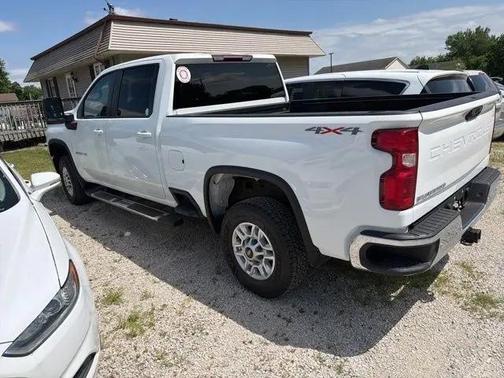 White 2022 Chevrolet Silverado 2500 LT