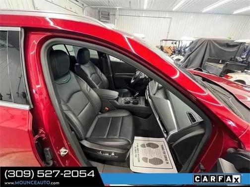 2024 Cadillac XT4 Premium Luxury