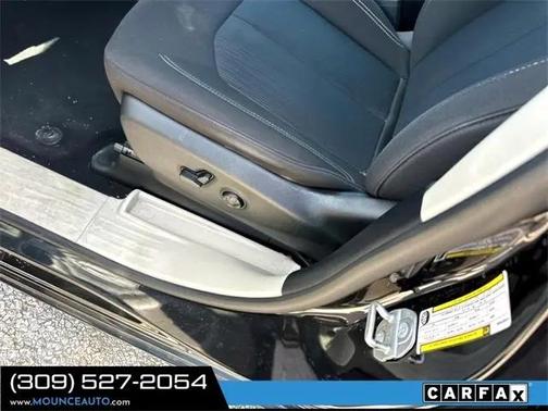 2021 Chrysler Voyager LX