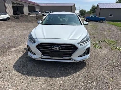 Quartz White Pearl 2018 Hyundai SONATA SEL