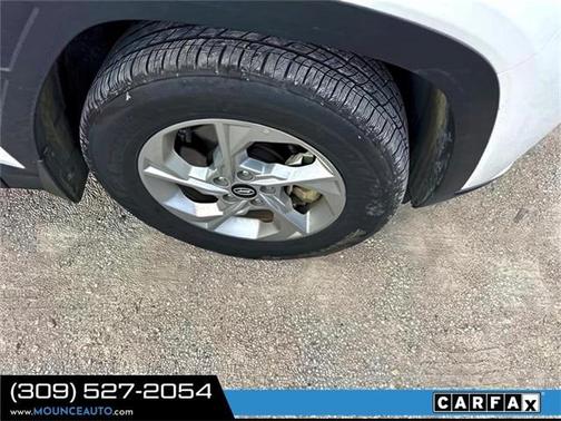 2023 Hyundai TUCSON SE