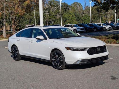 Platinum White Pearl 2025 Honda Accord Hybrid Touring Sedan