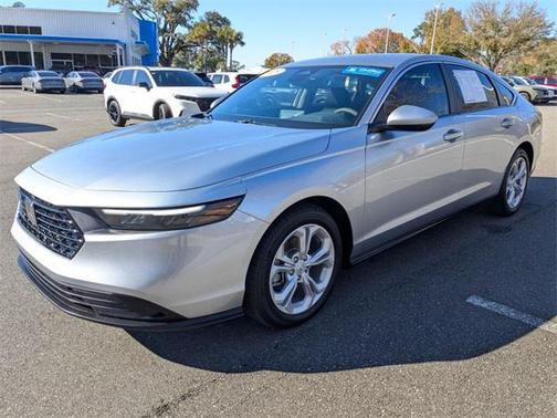 2025 Honda Accord LX 1.5T