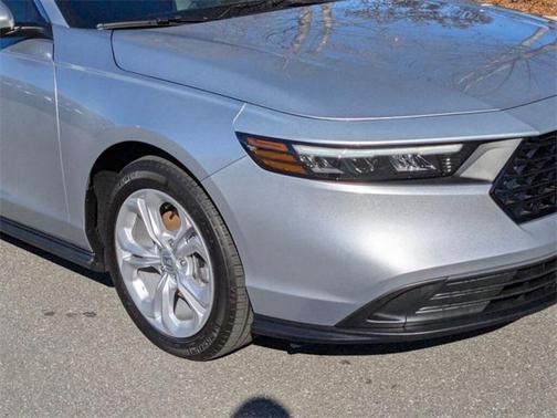 2025 Honda Accord LX 1.5T