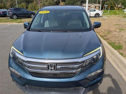 2018 Honda Pilot EX