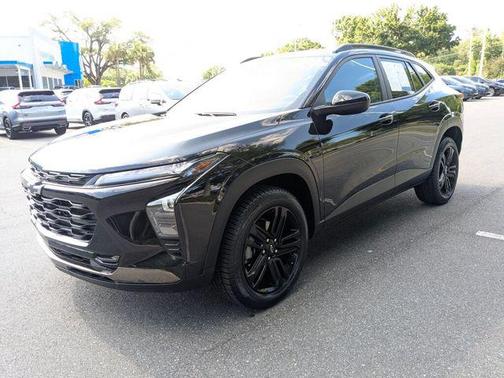 Mosaic Black Metallic 2024 Chevrolet Trax FWD ACTIV