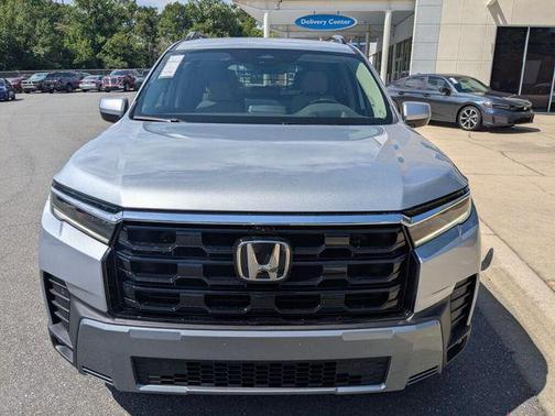 Solar Silver Metallic 2026 Honda Pilot Elite