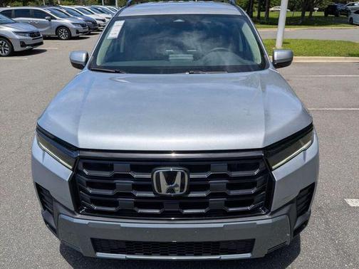 Solar Silver Metallic 2026 Honda Pilot EX-L