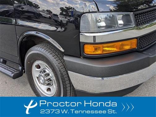 2018 Chevrolet Express 2500 LT