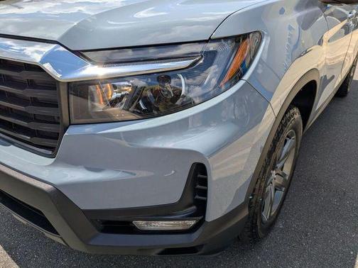 Sonic Gray Pearl 2023 Honda Ridgeline RTL
