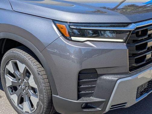 Modern Steel Metallic 2026 Honda Pilot Touring 8-Passenger